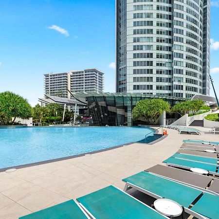 Q Tower At Surfers Paradise - Self Contained Apartments غولد كوست المظهر الخارجي الصورة