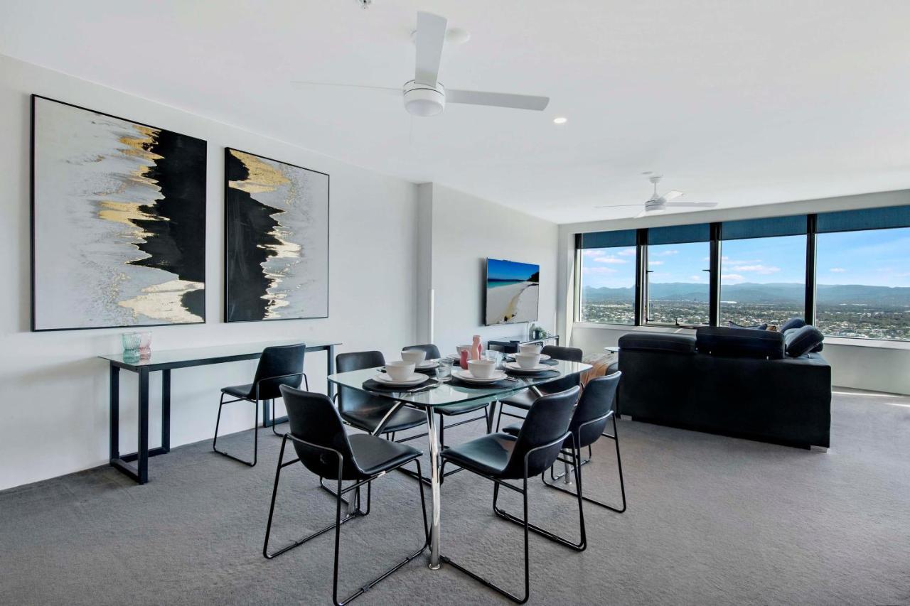 Q Tower At Surfers Paradise - Self Contained Apartments غولد كوست المظهر الخارجي الصورة