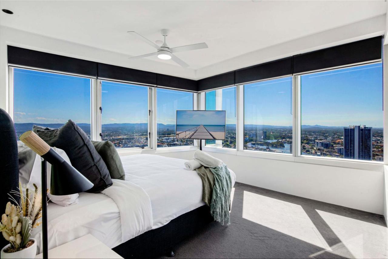 Q Tower At Surfers Paradise - Self Contained Apartments غولد كوست المظهر الخارجي الصورة