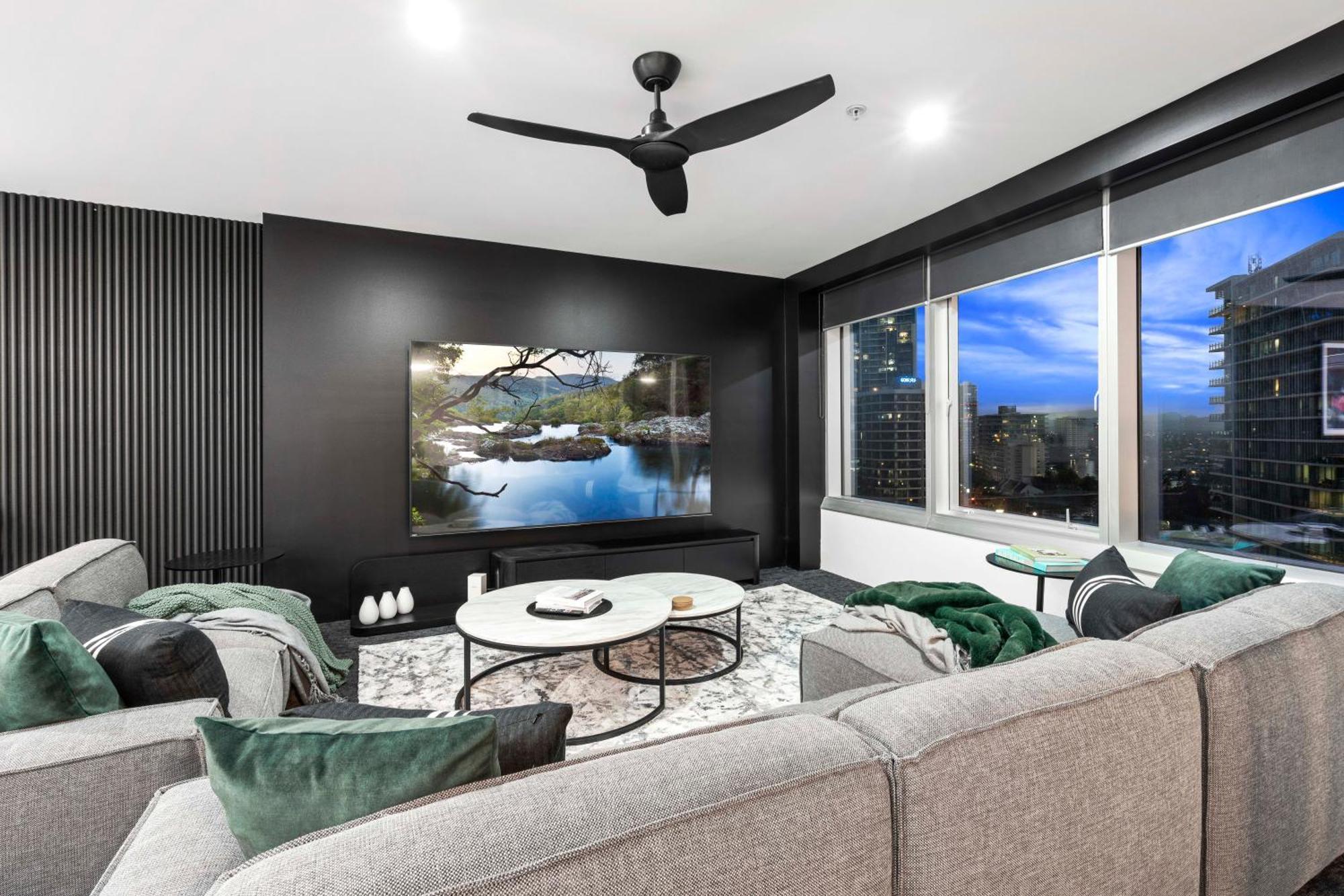 Q Tower At Surfers Paradise - Self Contained Apartments غولد كوست المظهر الخارجي الصورة