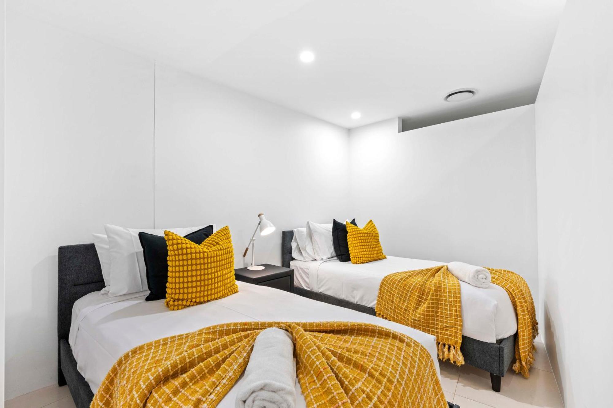 Q Tower At Surfers Paradise - Self Contained Apartments غولد كوست المظهر الخارجي الصورة