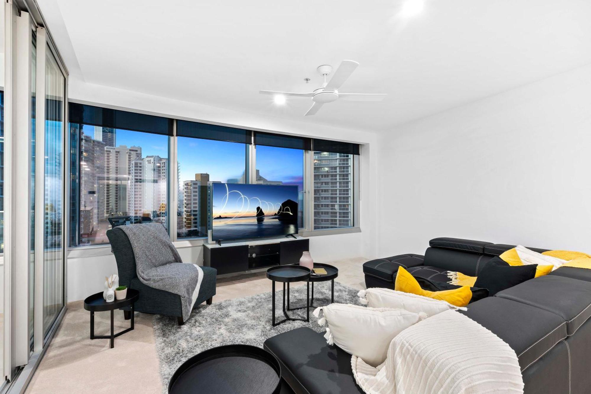 Q Tower At Surfers Paradise - Self Contained Apartments غولد كوست المظهر الخارجي الصورة